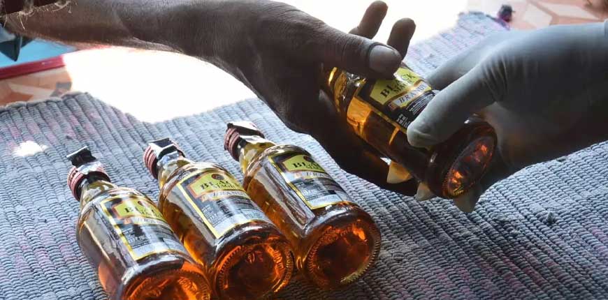 The liquor will now be given in the cloth bag