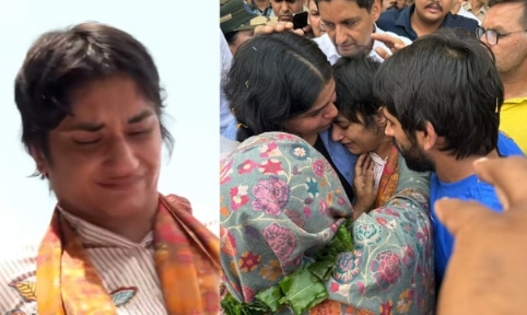A rousing reception in Delhi