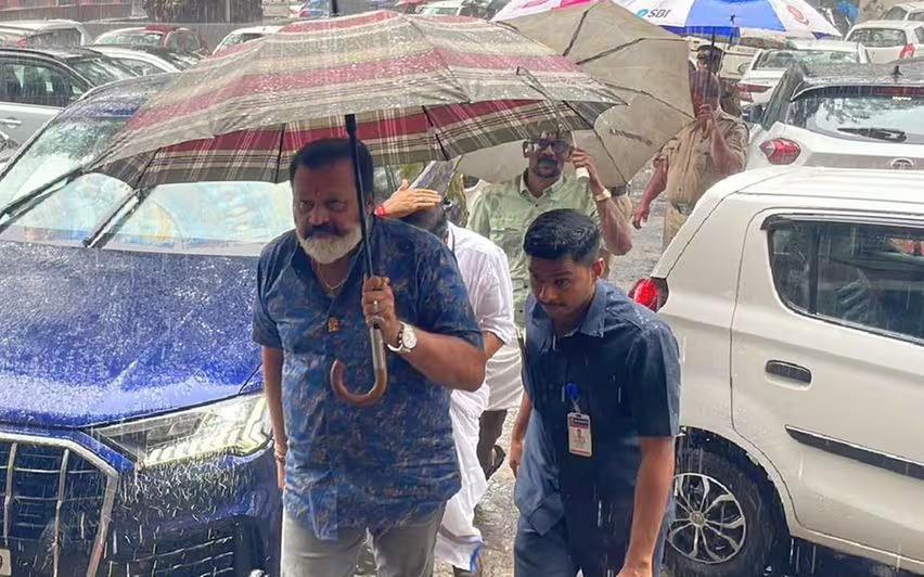 A case of disrespecting a journalist; Suresh Gopi to the High Court