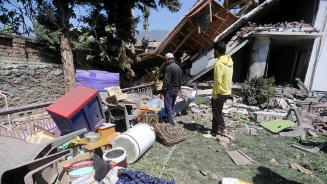 Army halts demolition of terrorists' homes