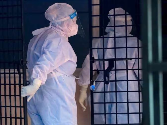 The condition of the young woman infected with Nipah is critical;