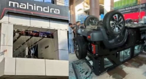The vehicle jumped from the first floor of the showroom and landed on the road.