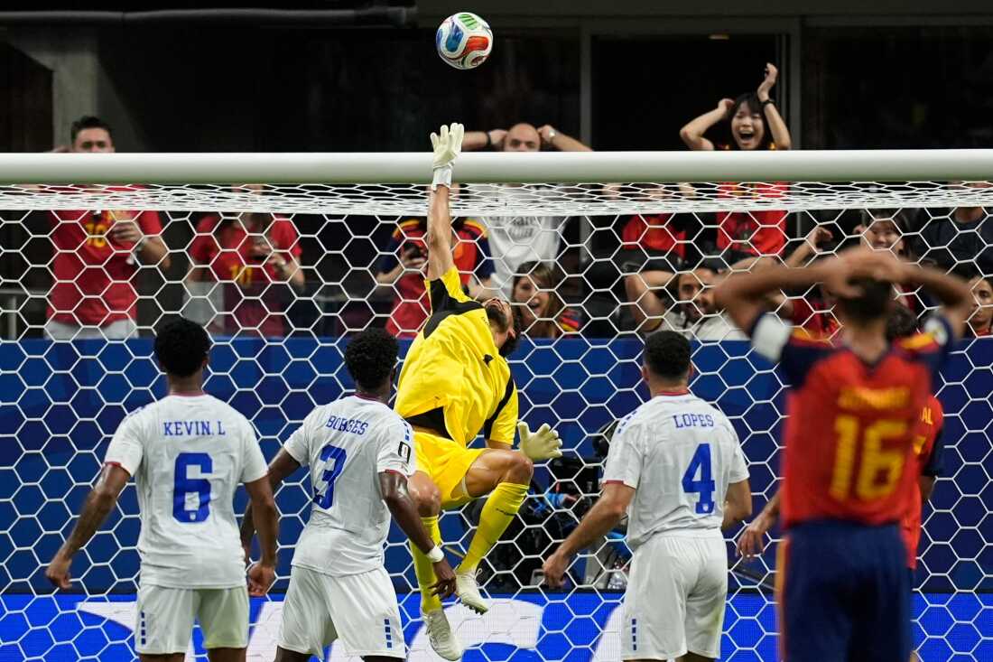APTOPIX Cape Verde Spain WCup Soccer