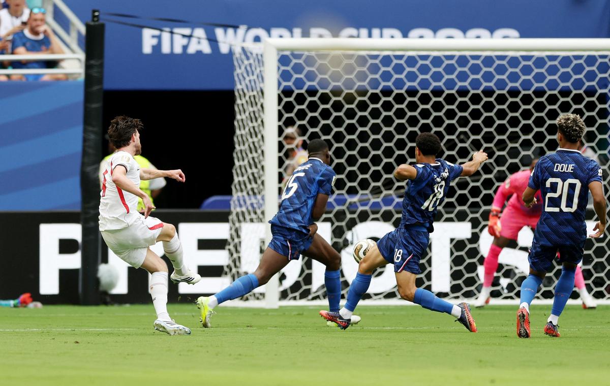 2026-07-18T210406Z_1459107656_UP1EM7I1MITD2_RTRMADP_3_SOCCER-WORLDCUP-FRA-ENG